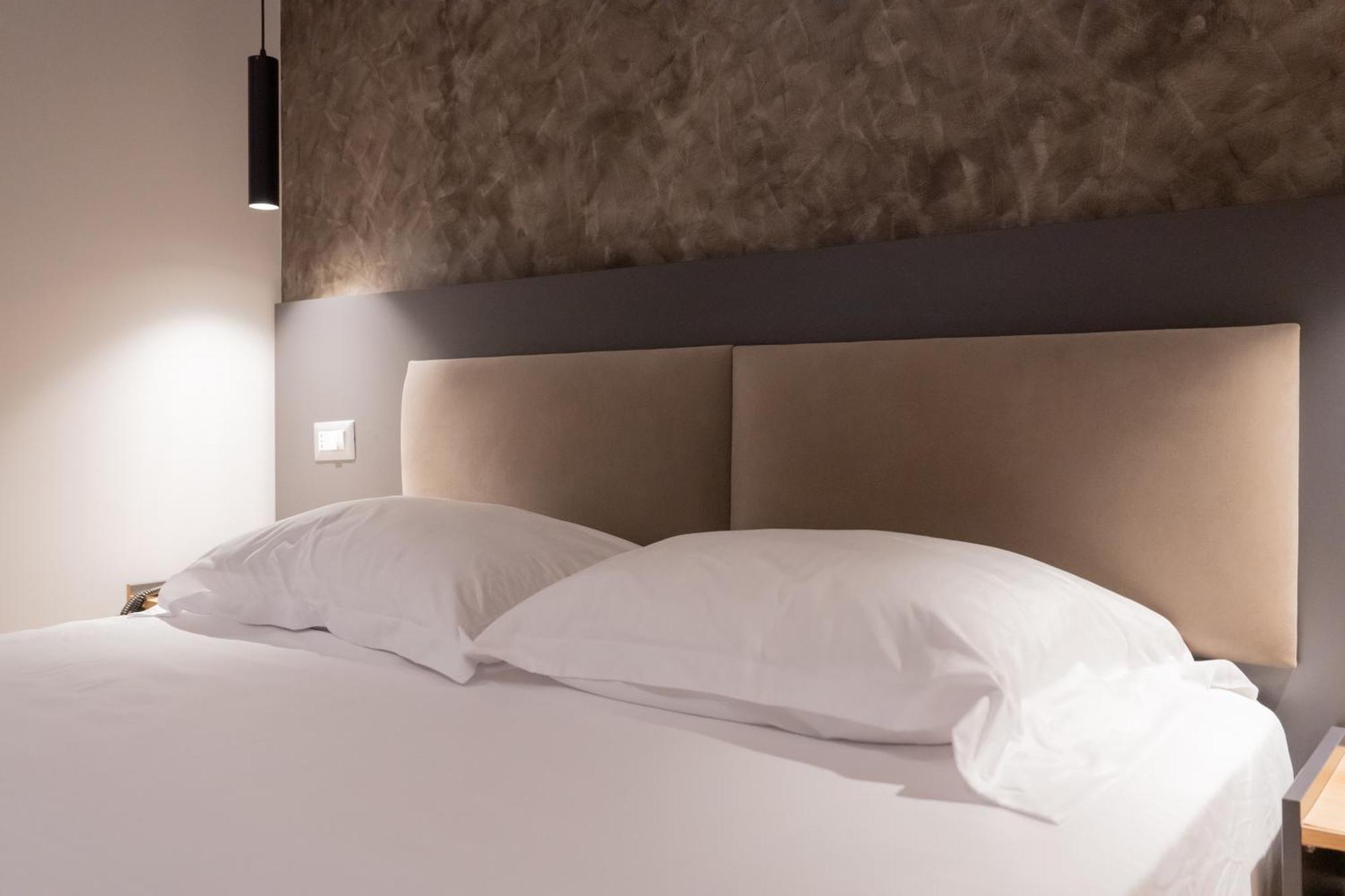 Center Boutique 3* Tirana