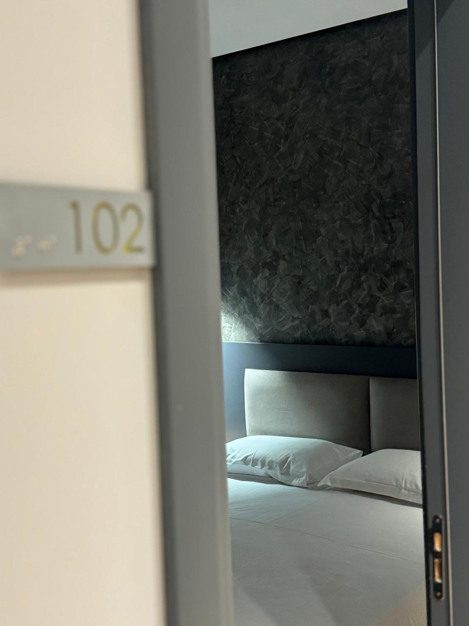 Center Boutique 3* Tirana